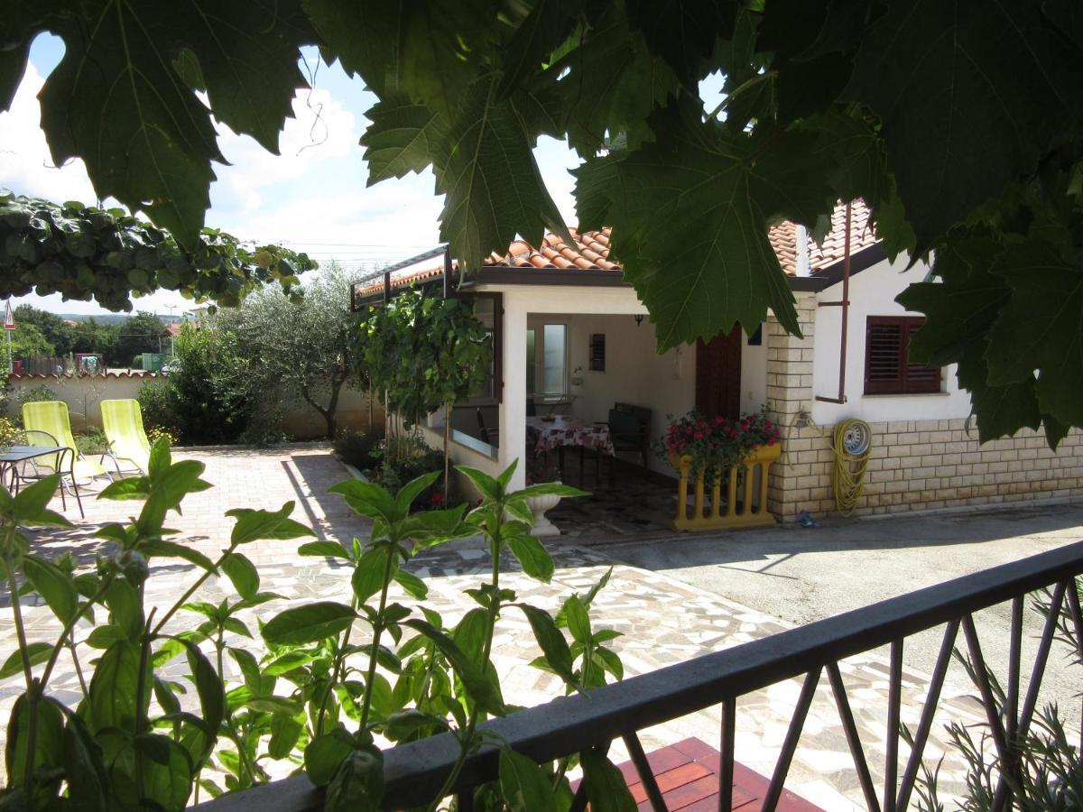 Haus Roko Apartment Rovinj Ngoại thất bức ảnh