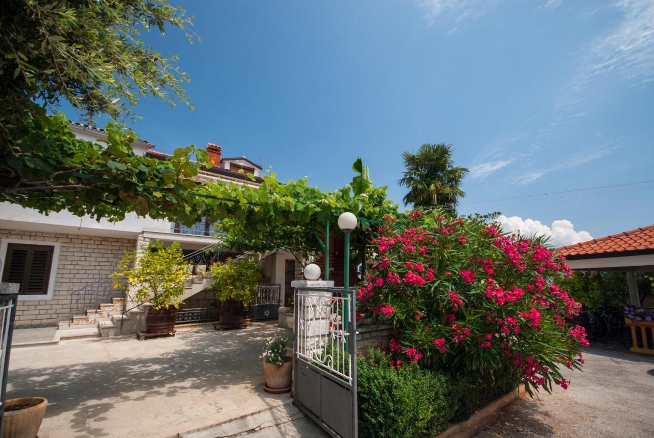 Haus Roko Apartment Rovinj Ngoại thất bức ảnh